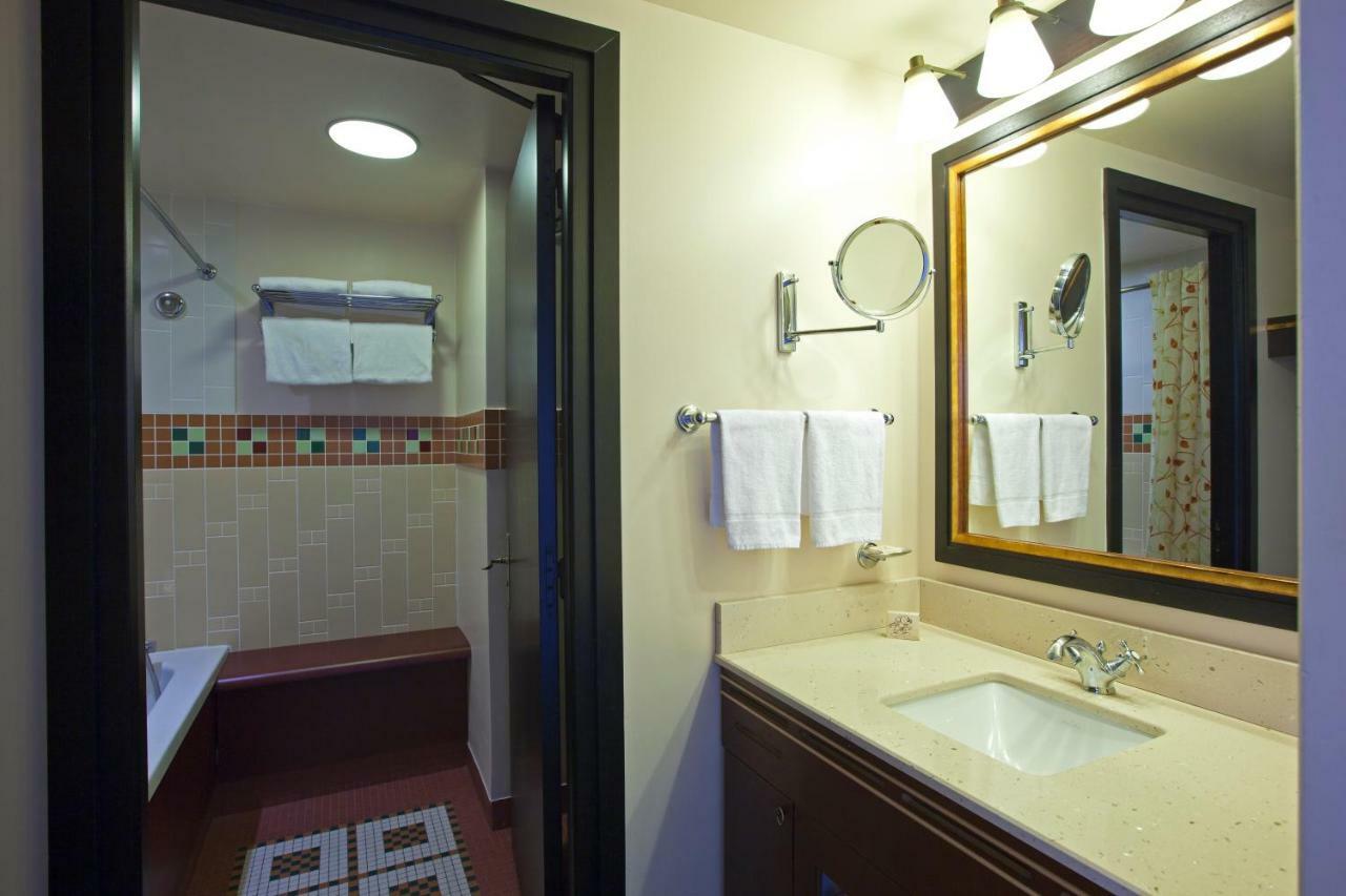 Disney Sequoia Lodge Coupvray Luaran gambar